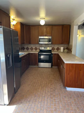 $350,000 | 4069 North Sunnyside Avenue, Fresno, CA 93727