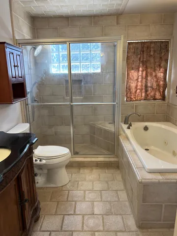 $350,000 | 4069 North Sunnyside Avenue, Fresno, CA 93727