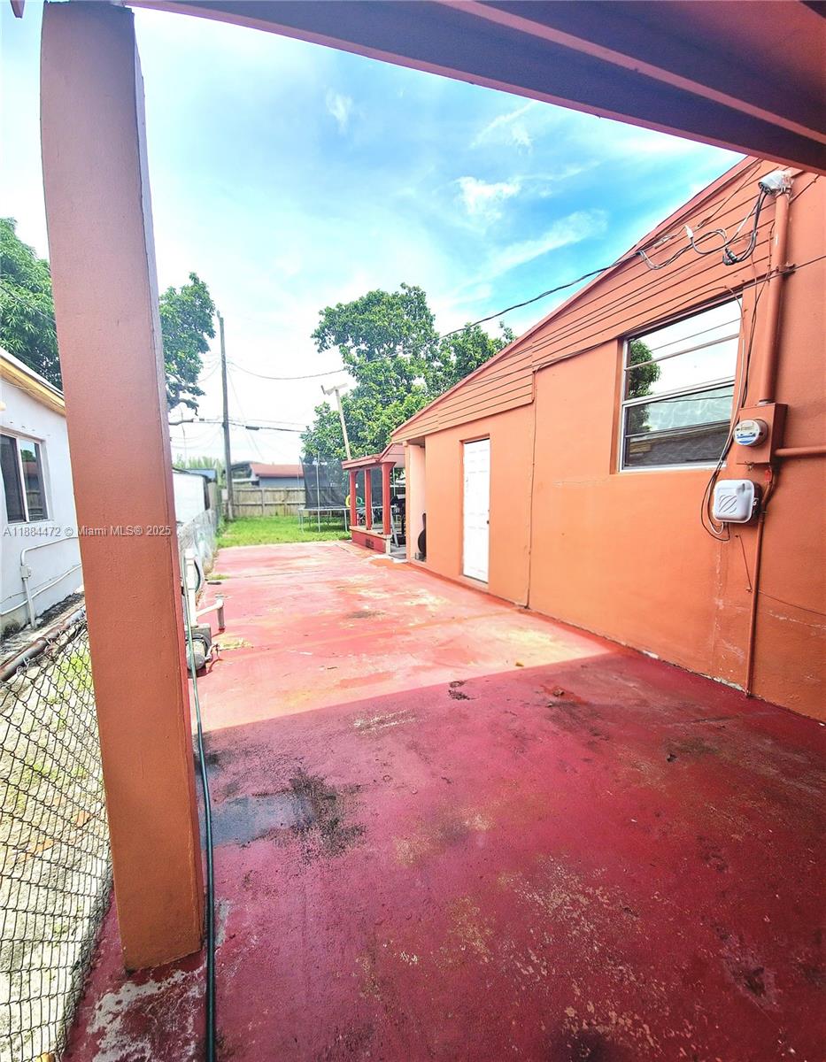 309 East 18th Street Hialeah, FL 33010 - Photo 15 of 18