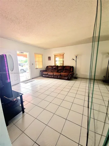 $525,000 | 309 East 18th Street, Hialeah, FL 33010