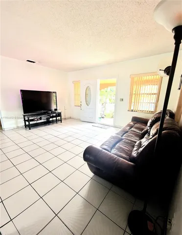 $525,000 | 309 East 18th Street, Hialeah, FL 33010