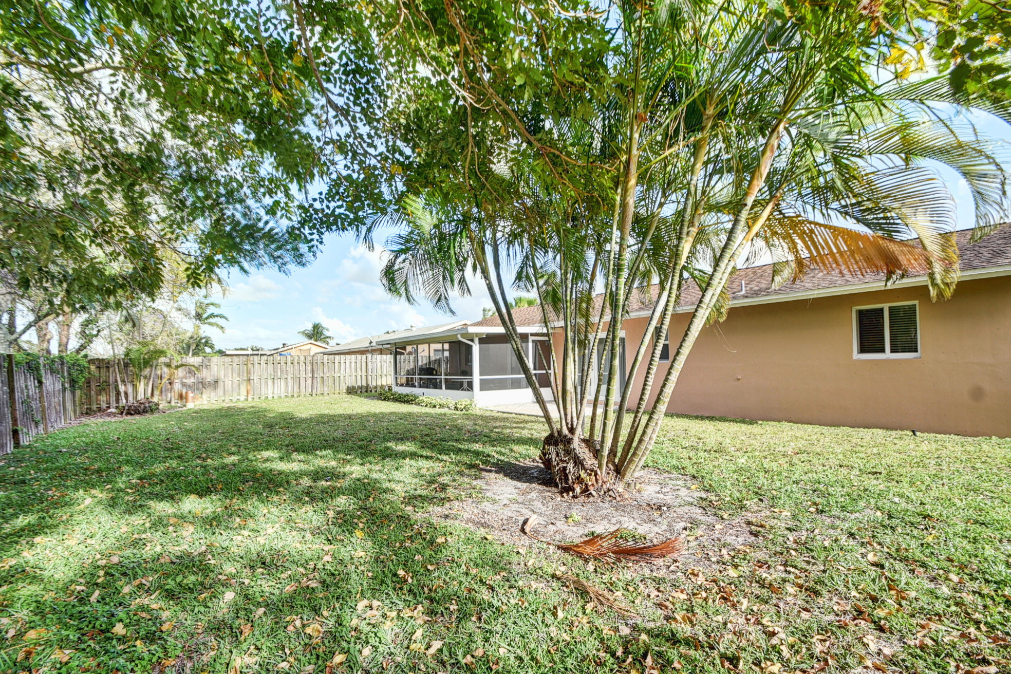 10709 Sleepy Brook Way Boca Raton, FL 33428 - Photo 28 of 30 DSC_2121_2_3_4_5