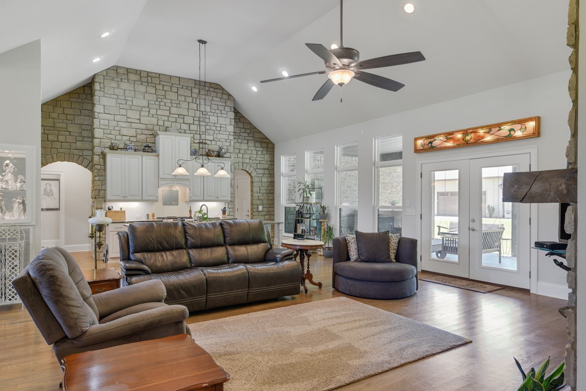 1880 Mires Road Mount Juliet, TN 37122 - Photo 11 of 37 Gallery Image 11