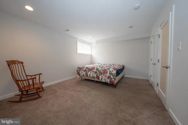 $4,900 | 601 Poplar Street, Philadelphia, PA 19123