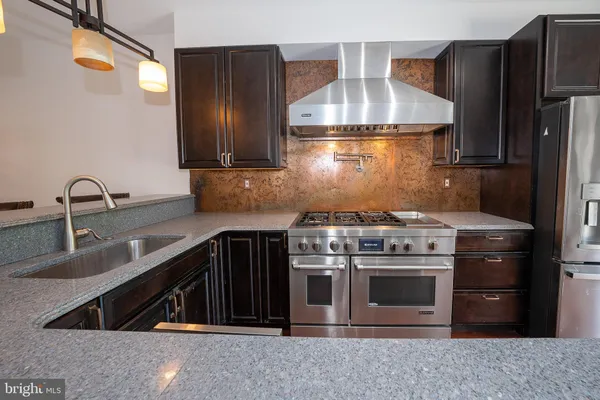 $4,900 | 601 Poplar Street, Philadelphia, PA 19123