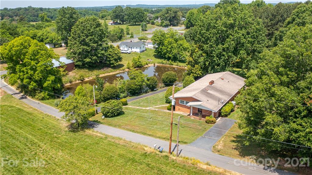 39221 Duck Road Albemarle, NC 28001 - Photo 32 of 39 Gallery Image 32