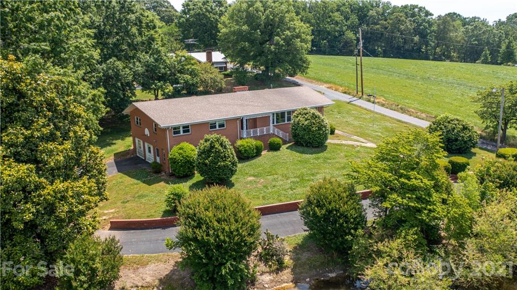 39221 Duck Road Albemarle, NC 28001 - Photo 5 of 39 Gallery Image 5