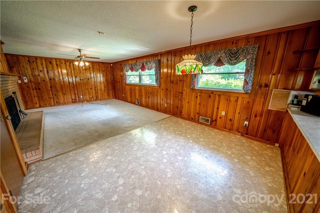 39221 Duck Road Albemarle, NC 28001 - Photo 9 of 39 Gallery Image 9