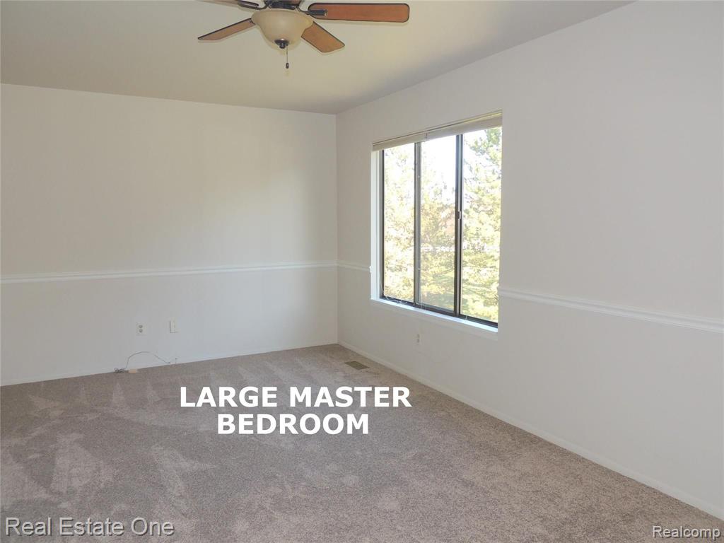 678 Tennyson, Unit 12 Rochester Hills, MI 48307 - Photo 11 of 25