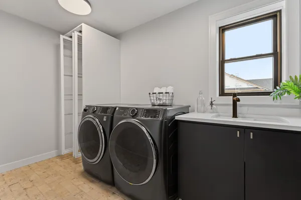 $1,320,000 | 2643 Timber Oaks Road Southwest, Rochester, MN 55902