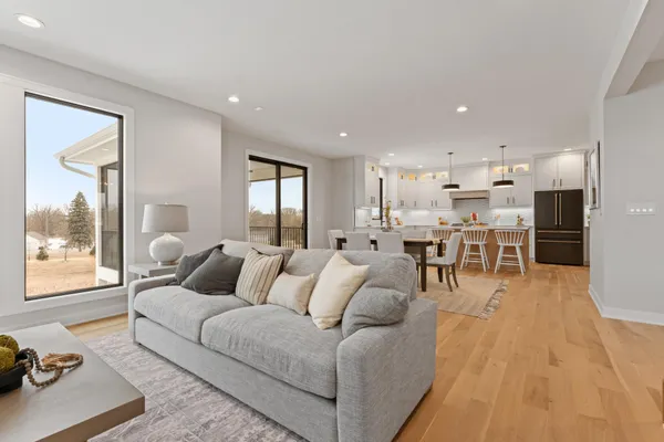 $1,320,000 | 2643 Timber Oaks Road Southwest, Rochester, MN 55902