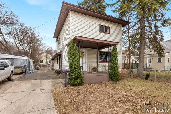 $219,900 | 1412 Buffalo Avenue Northeast, Grand Rapids, MI 49505
