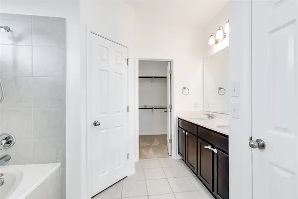 $2,495 | 3240 East Whitestone Boulevard, Unit 34, Cedar Park, TX 78613