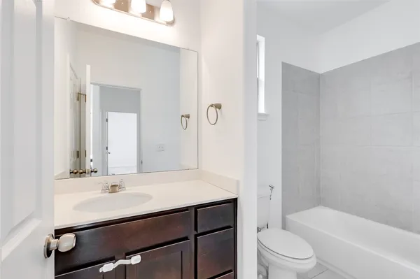 $2,495 | 3240 East Whitestone Boulevard, Unit 34, Cedar Park, TX 78613