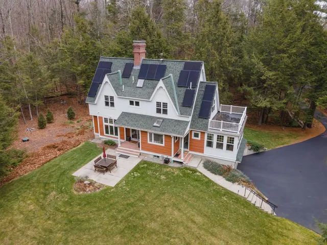 $1,295,000 | 17 Joslin Road, East Kingston, NH 03827
