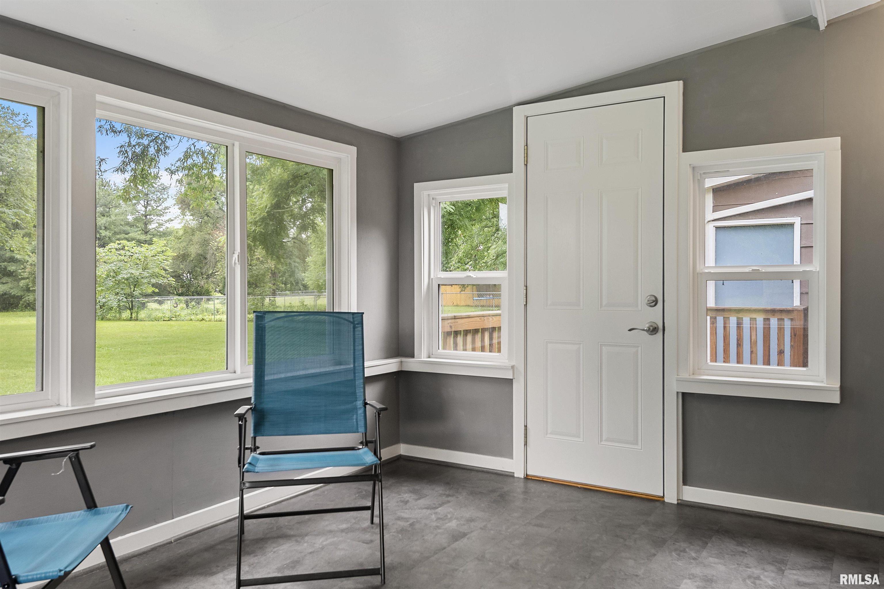 202 East Little Street Athens, IL 62613 - Photo 19 of 33 Gallery Image 19