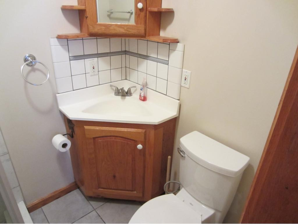 241 Buncombe Road Blountville, TN 37617 - Photo 25 of 34 Photo 25