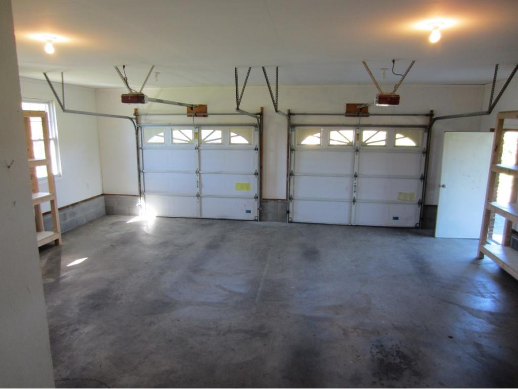 241 Buncombe Road Blountville, TN 37617 - Photo 30 of 34 Photo 30