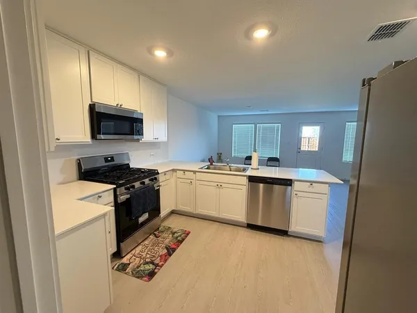 $2,395 | 440 Backcountry Drive, Little Elm, TX 75068