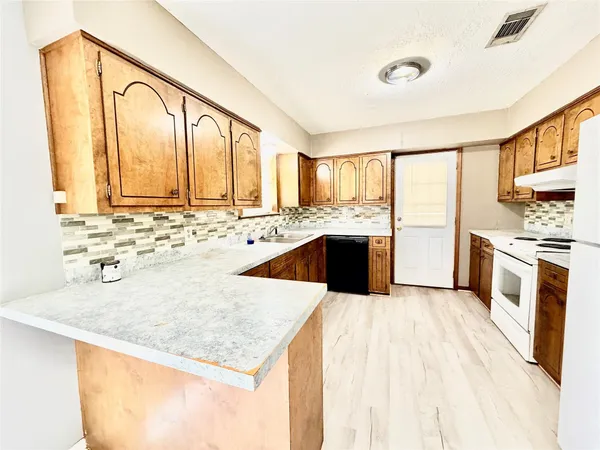 $145,000 | 923 North Nellius Street, Woodville, TX 75979