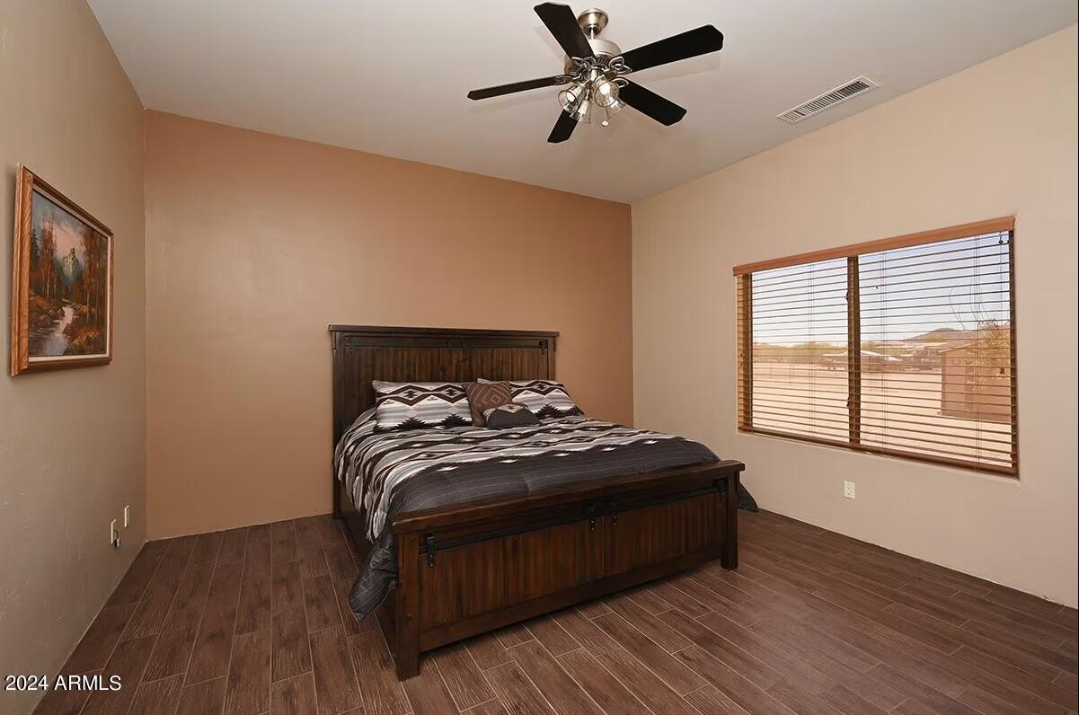 2427 West Tanya Road Phoenix, AZ 85086 - Photo 11 of 34 IMG_9838