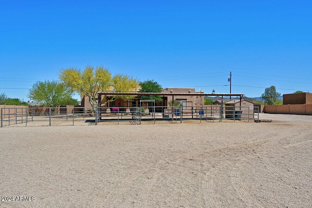 2427 West Tanya Road Phoenix, AZ 85086 - Photo 25 of 34 IMG_9850