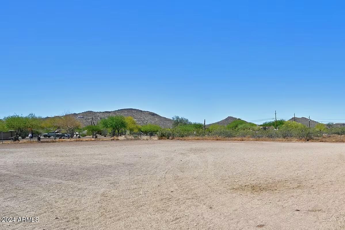 2427 West Tanya Road Phoenix, AZ 85086 - Photo 29 of 34 IMG_9855