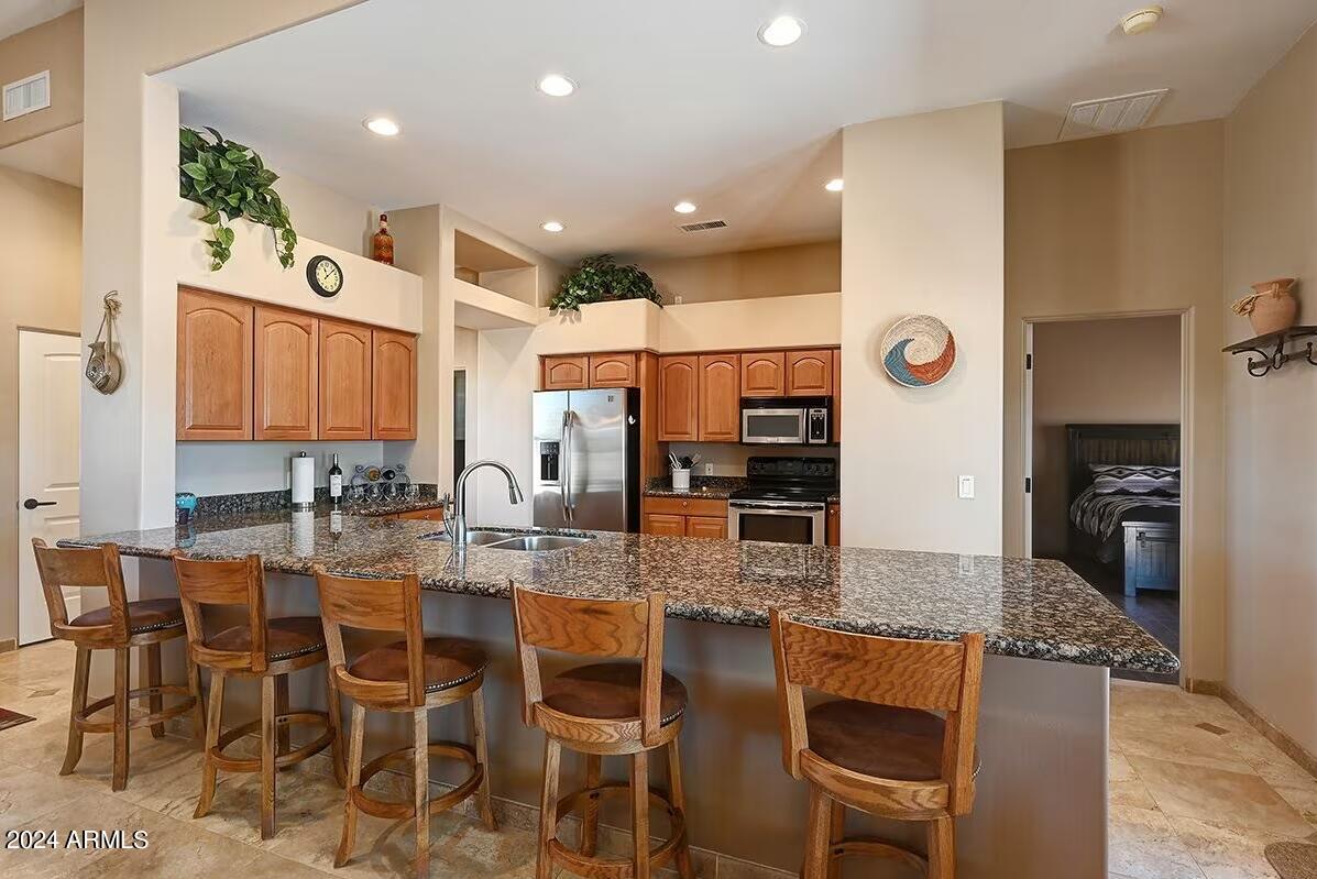 2427 West Tanya Road Phoenix, AZ 85086 - Photo 4 of 34 IMG_9858