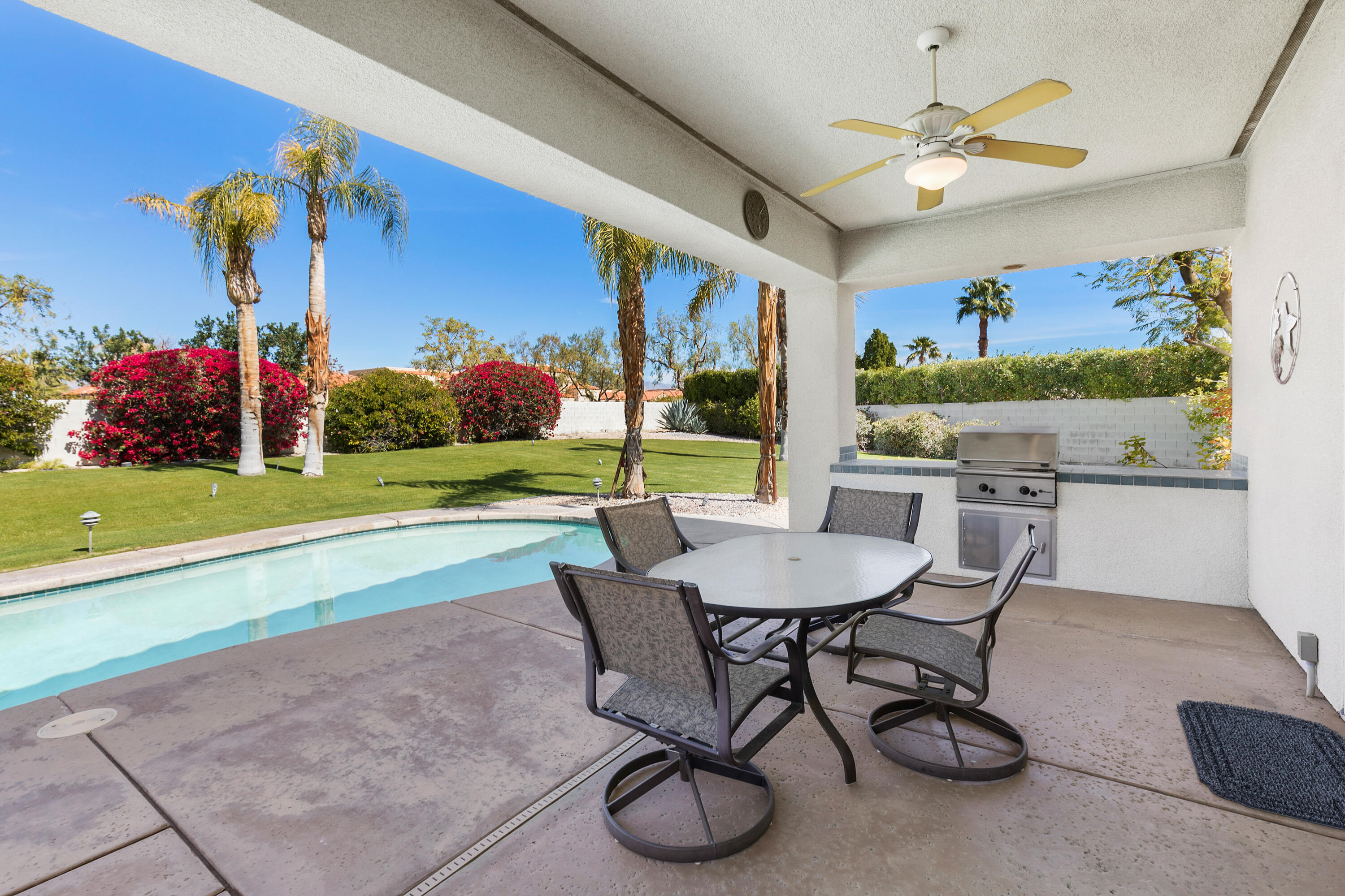 40 Killian Way Rancho Mirage, CA 92270 - Photo 33 of 51 35_11024457_158097_158097-EI-135