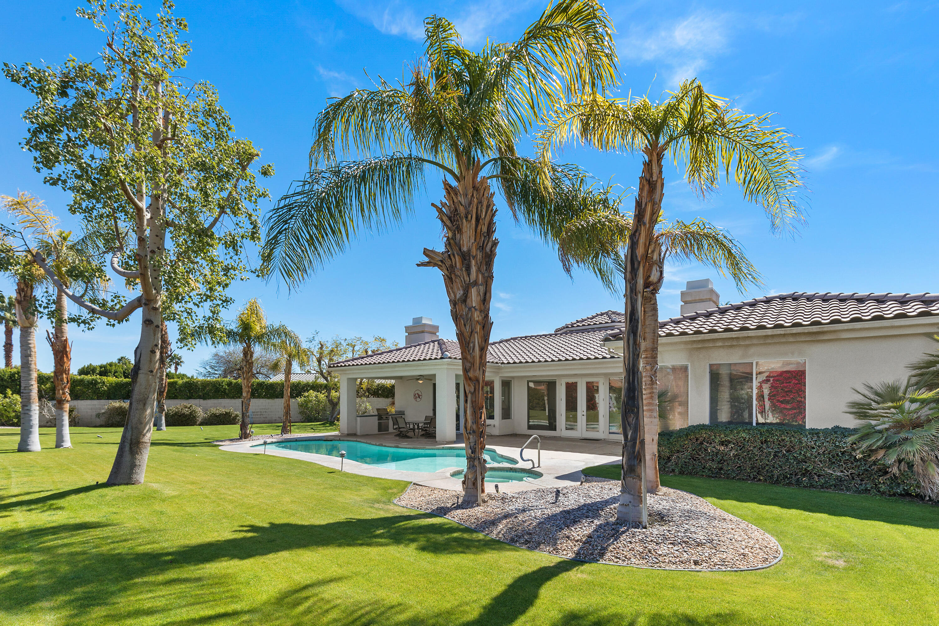 40 Killian Way Rancho Mirage, CA 92270 - Photo 36 of 51 42_11024468_158097_158097-EI-142