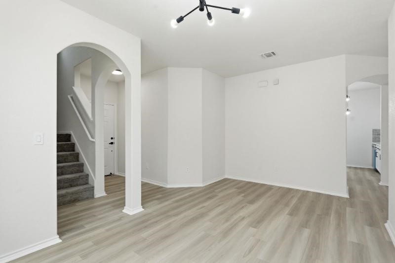 9723 Copper Rock Converse, TX 78109 - Photo 4 of 31