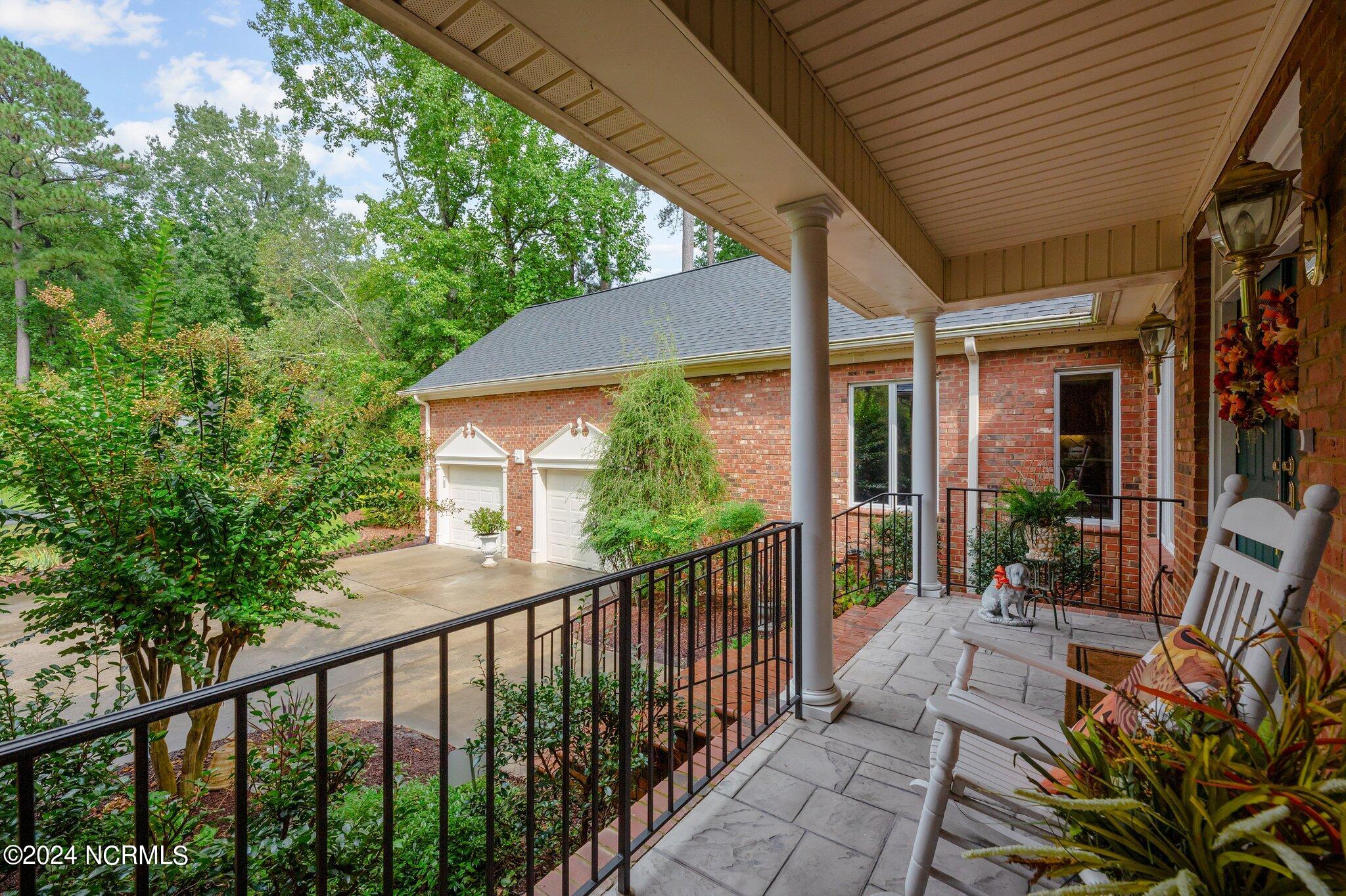 504 Potomac Drive Chocowinity, NC 27817 - Photo 2 of 61 36-web-or-mls-_S0A6702