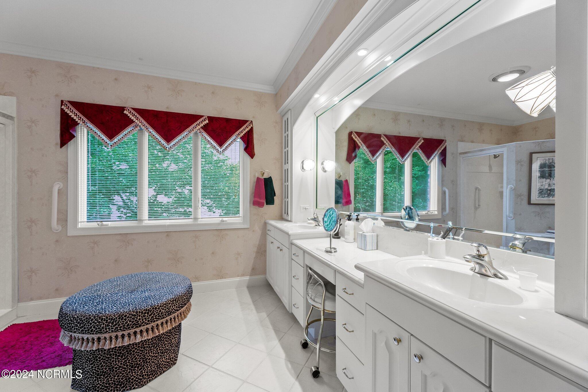 504 Potomac Drive Chocowinity, NC 27817 - Photo 25 of 61 6-web-or-mls-_S0A6575