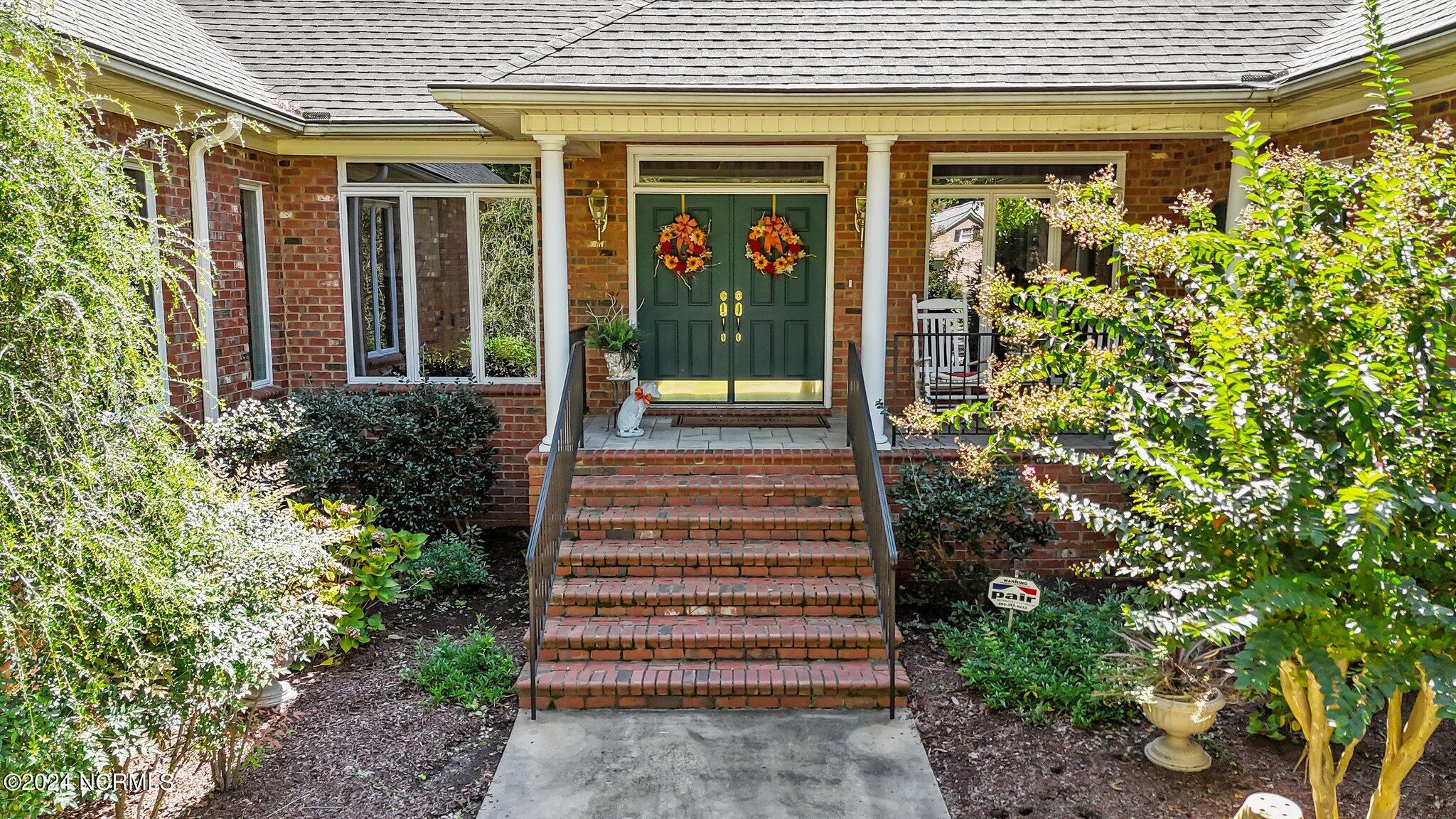 504 Potomac Drive Chocowinity, NC 27817 - Photo 6 of 61 14-web-or-mls-DJI_20240923135120_0782_D