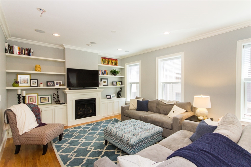 38 Mystic Street, Unit 2 Boston, MA 02129 - Photo 2 of 16