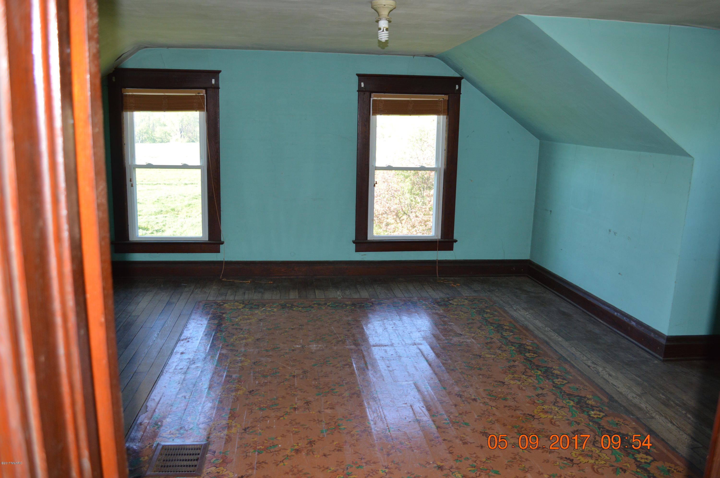 4095 South Ainger Road Charlotte, MI 48813 - Photo 14 of 19 Ainger 12