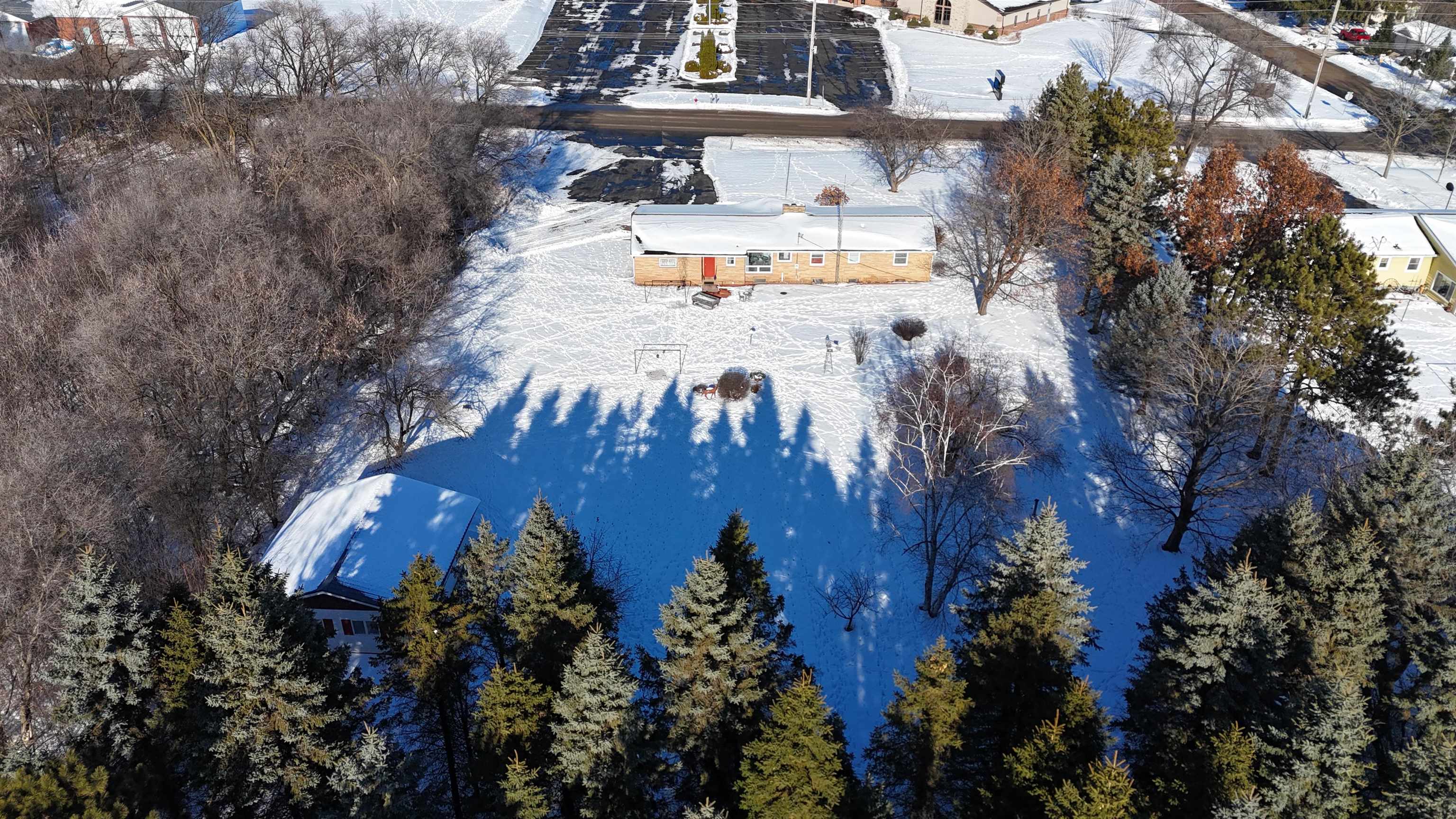 E9481 West Beckert Road New London, WI 54961 - Photo 17 of 69