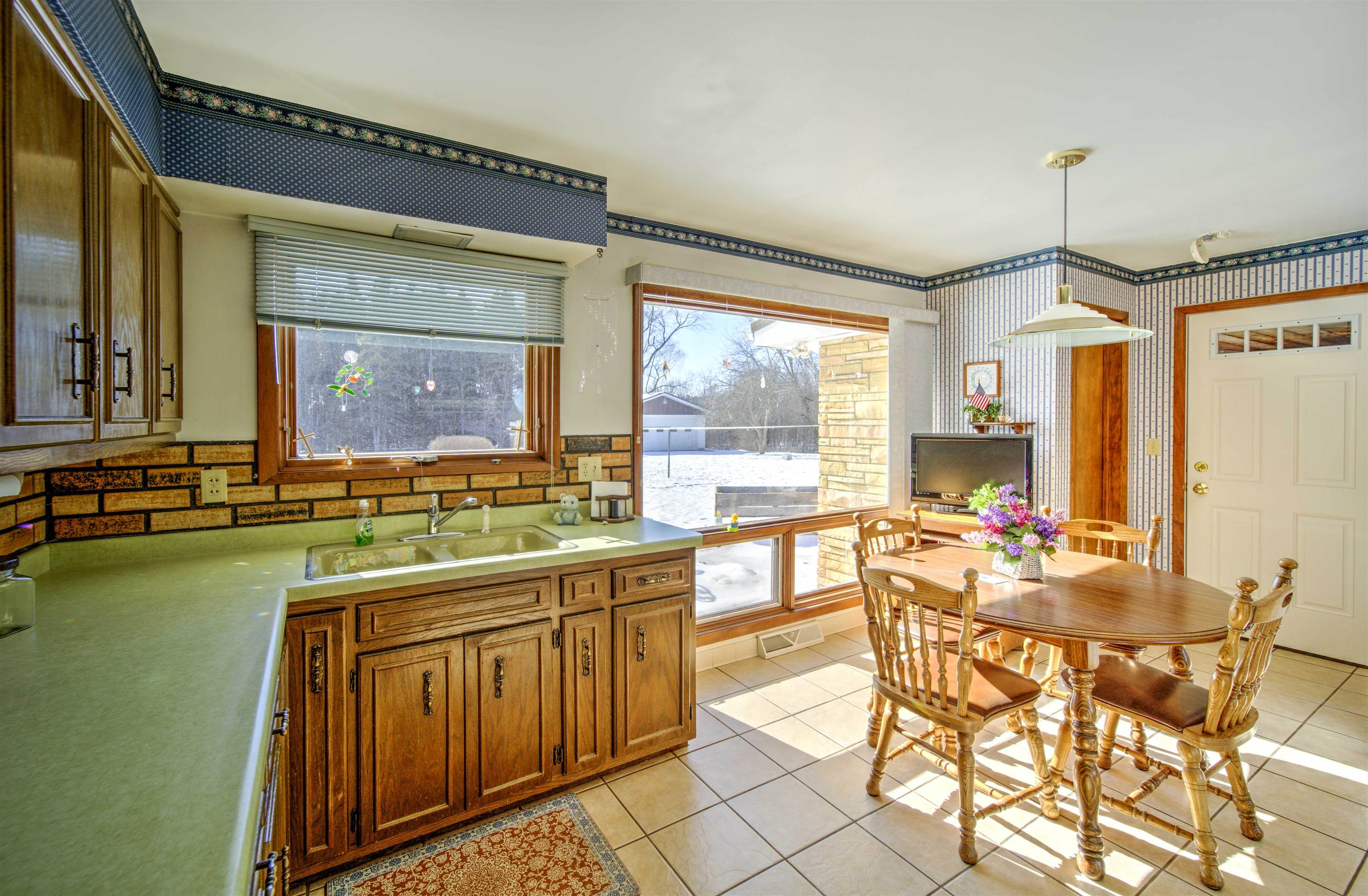 E9481 West Beckert Road New London, WI 54961 - Photo 26 of 69