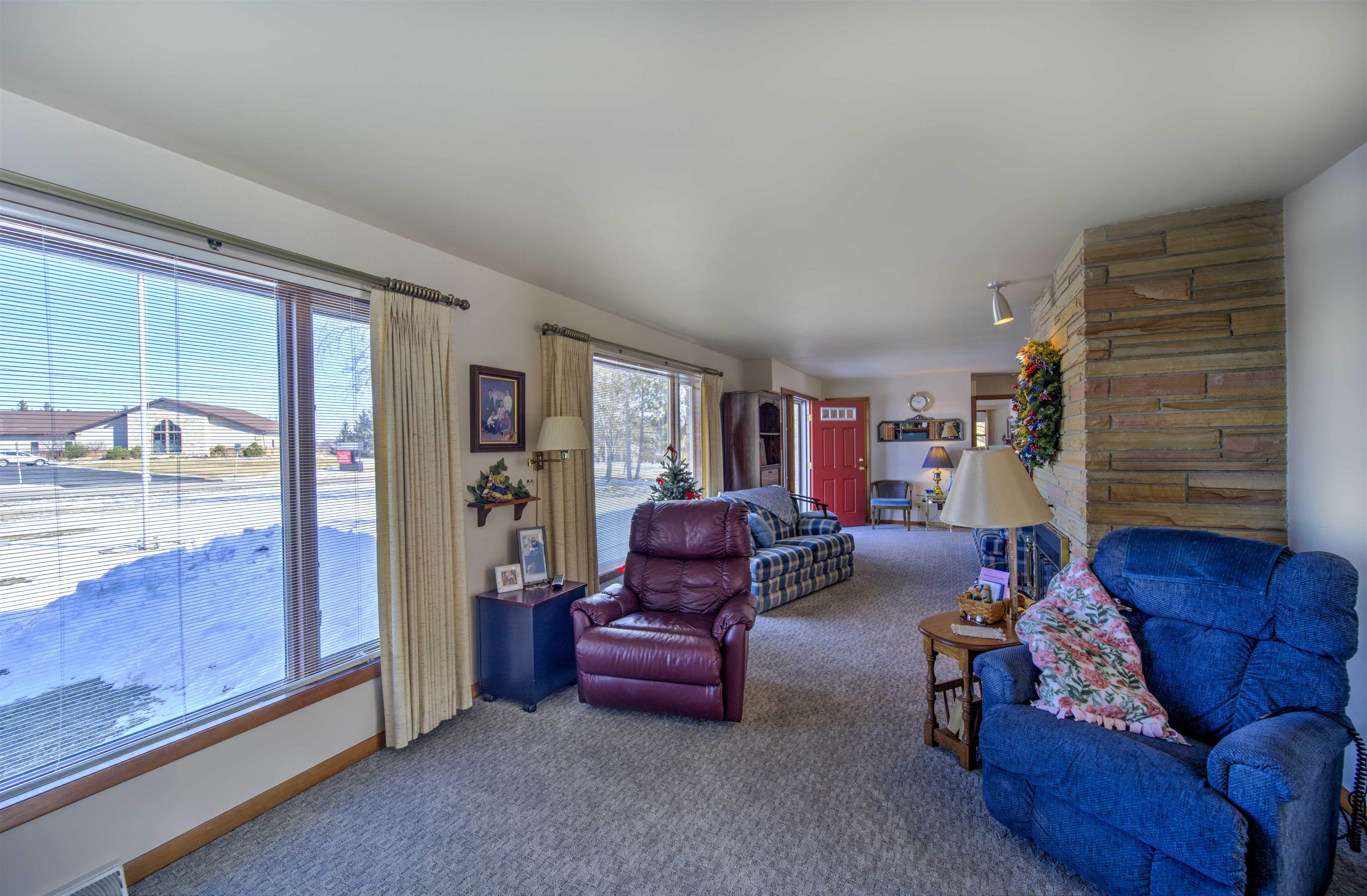 E9481 West Beckert Road New London, WI 54961 - Photo 9 of 69