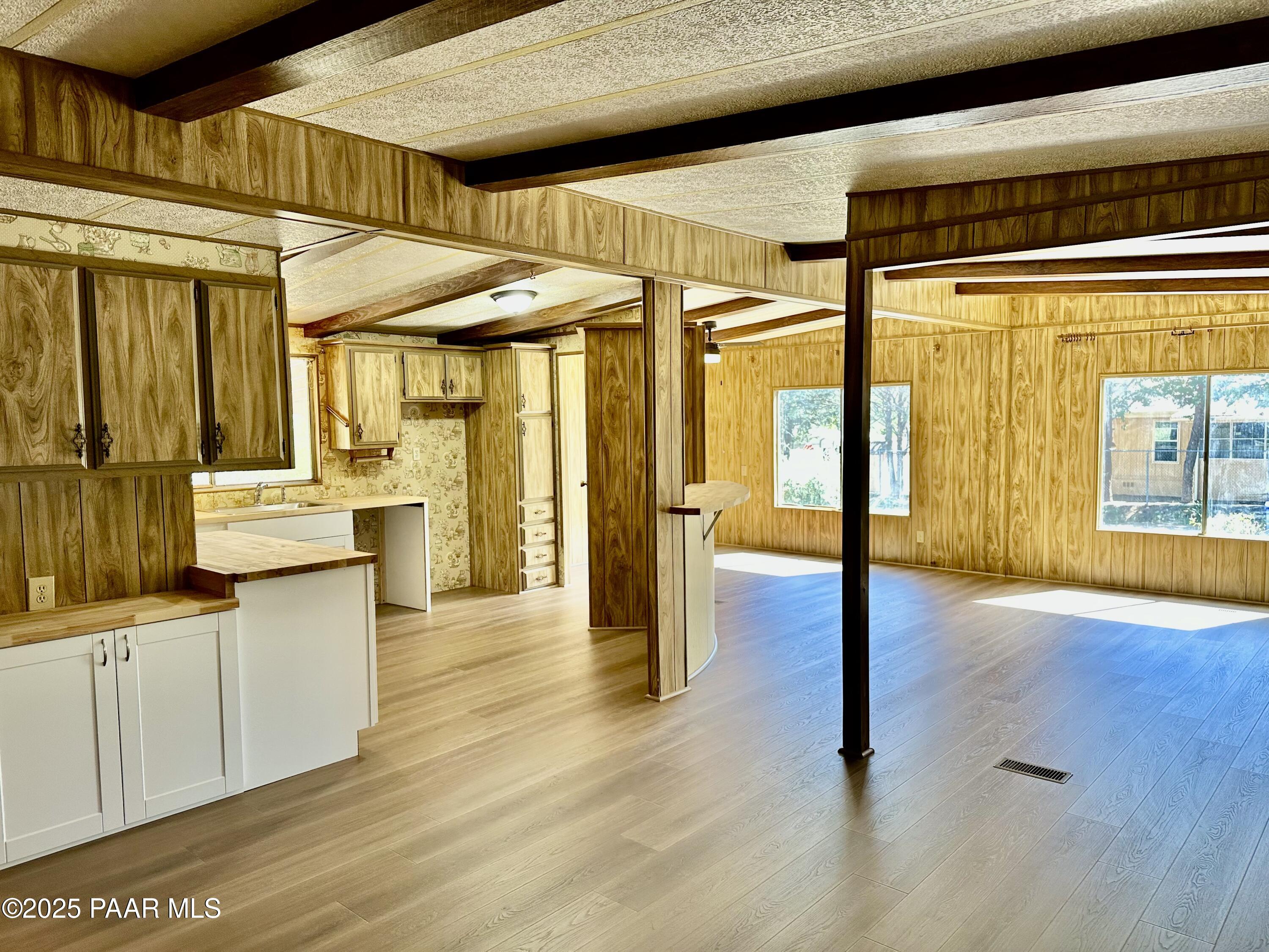 1504 Private Road Prescott, AZ 86301 - Photo 5 of 19 IMG_1394