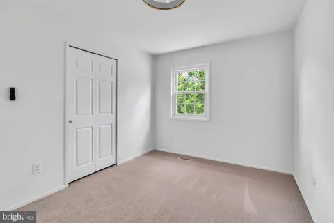 $625,000 | 9636 Westport Lane, Burke, VA 22015