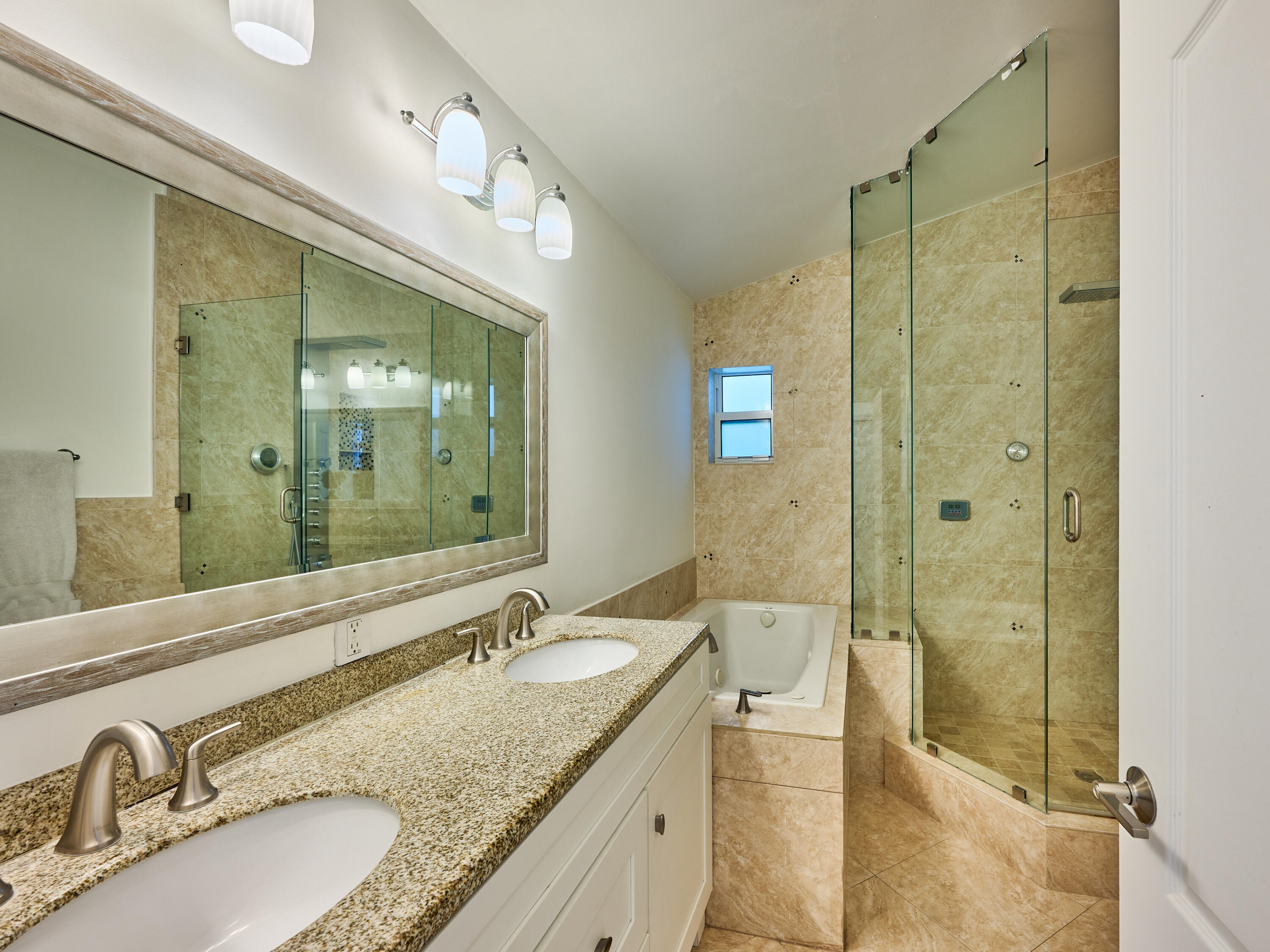 23314 La Vida Way Boca Raton, FL 33433 - Photo 28 of 52 C PYL 120_HDR