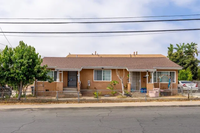 $2,325,000 | 6736-40 Kelly Street, San Diego, CA 92111