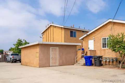 $2,325,000 | 6736-40 Kelly Street, San Diego, CA 92111