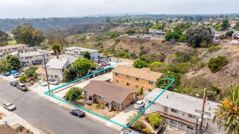 $2,325,000 | 6736-40 Kelly Street, San Diego, CA 92111