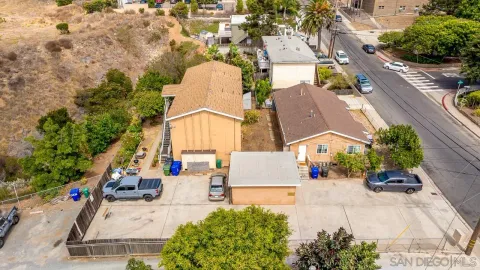 $2,325,000 | 6736-40 Kelly Street, San Diego, CA 92111