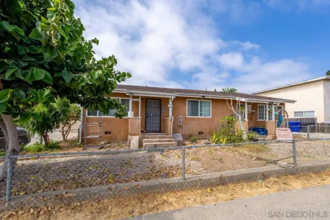 $2,325,000 | 6736-40 Kelly Street, San Diego, CA 92111