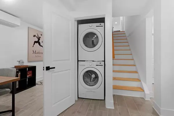 $5,500 | 234 Webster Avenue, Unit 1R, Jersey City, NJ 07307