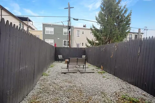 $5,500 | 234 Webster Avenue, Unit 1R, Jersey City, NJ 07307