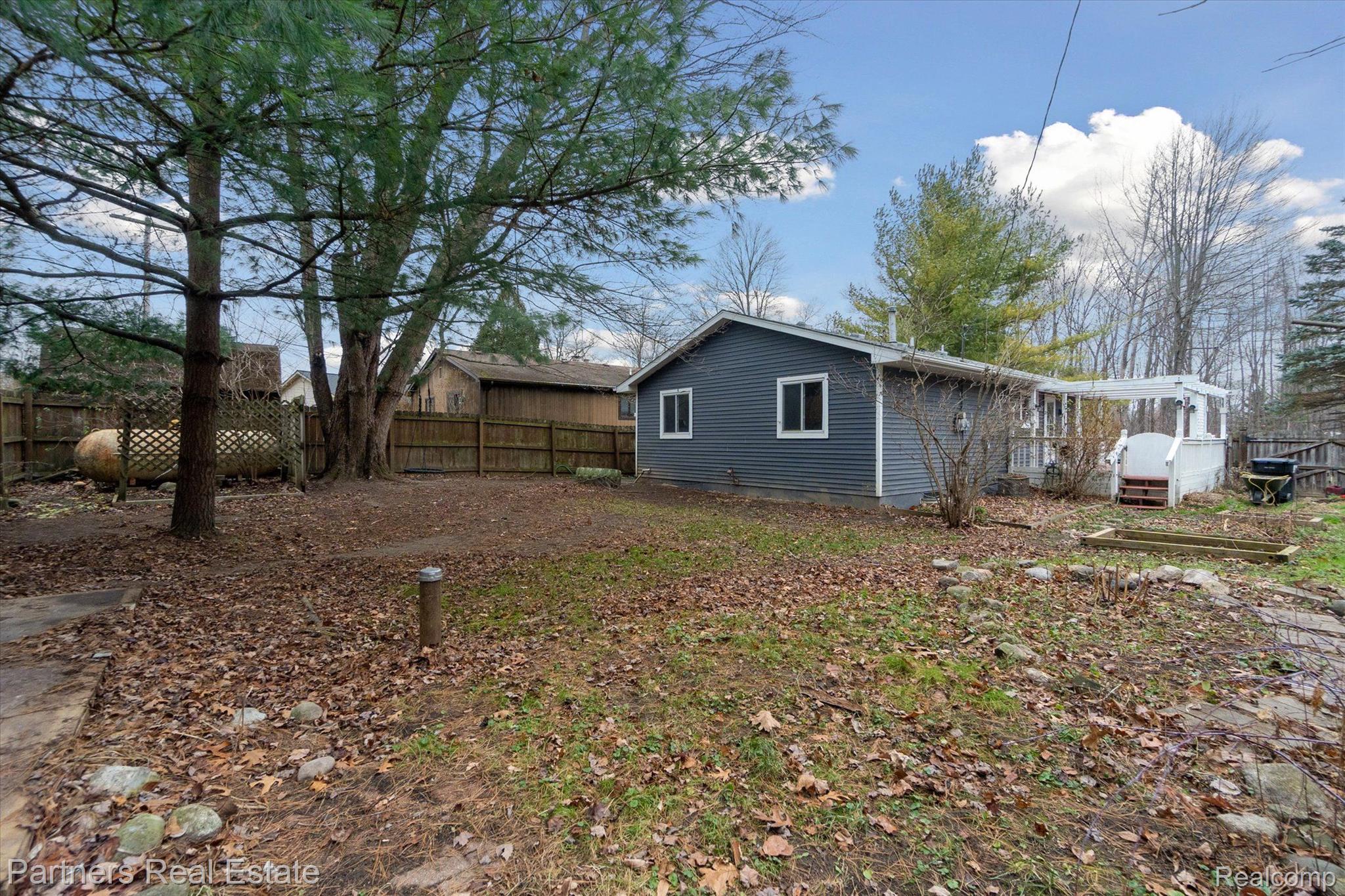 4161 West Allen Road Howell, MI 48855 - Photo 35 of 39 Gallery Image 35